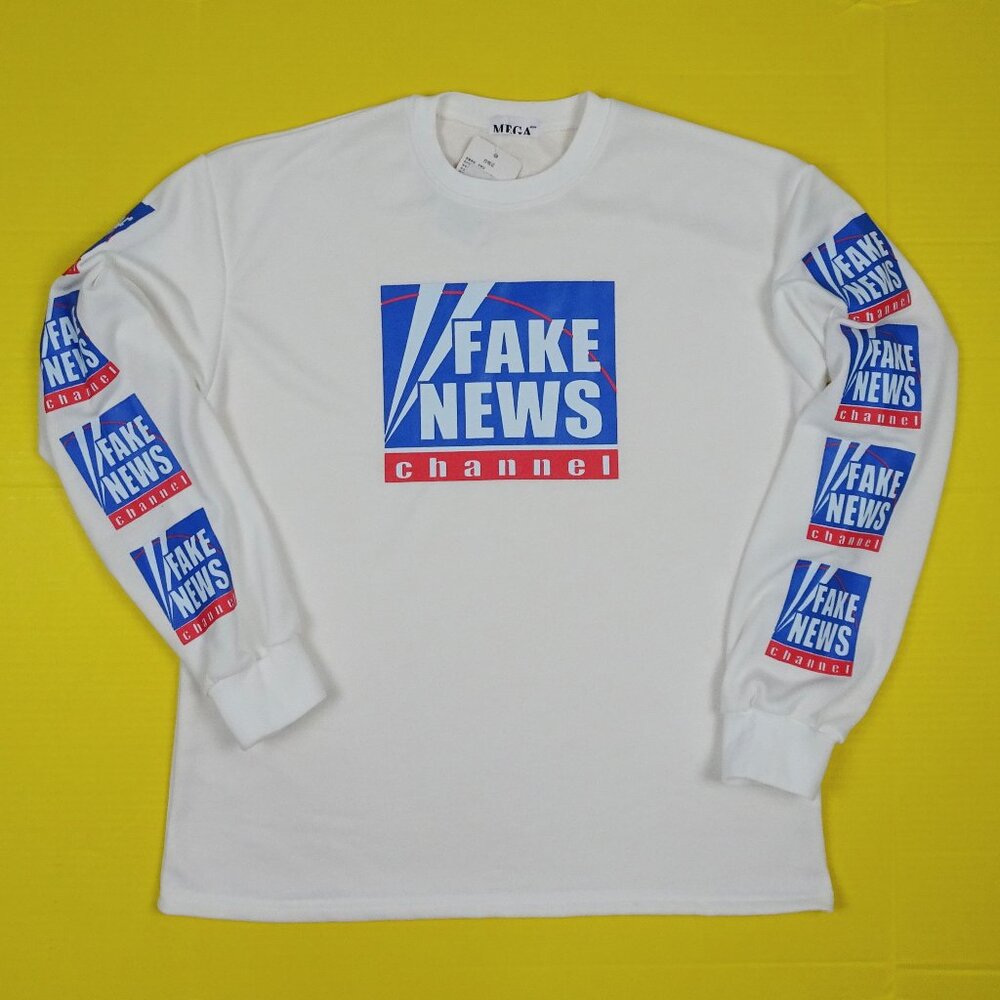 Fake News Channel Mens L Sweatshirt New Relaxed Fit Cotton Blend Long Sleeves